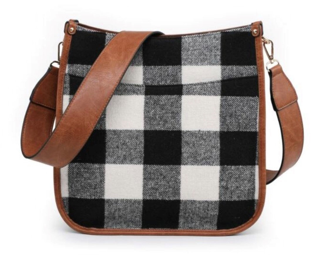 The Chole Crossbody